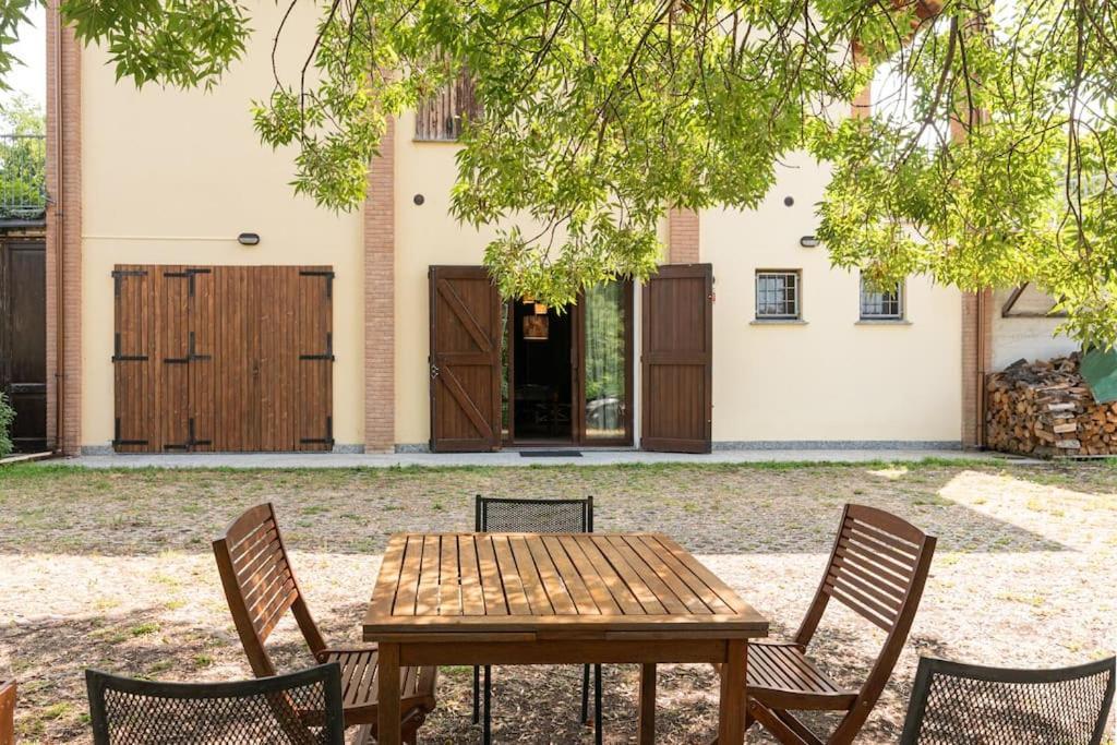 شقة Casolara: Ospitalita Su Misura Castello di Serravalle المظهر الخارجي الصورة